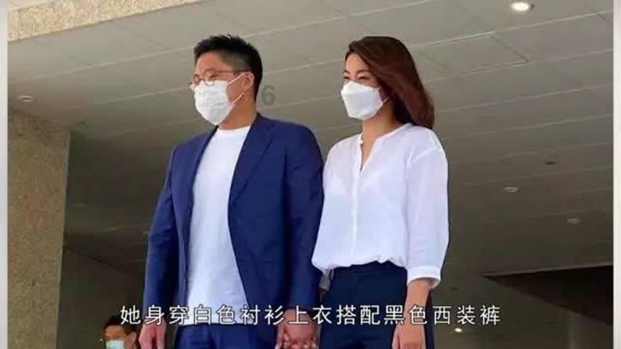 甜美小邮差